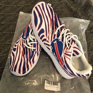 NFL Buffalo Bills ladies sneakers Sz 8 Brand New